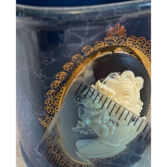 Mount Clements Pottery Vintage Porcelain Cameo lidded vessels. - Picture 10 of 10